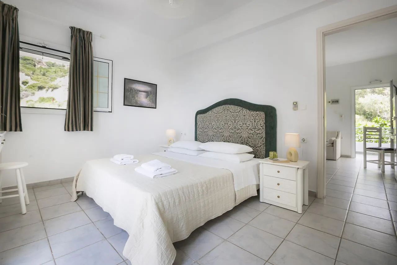 Vivian Apartments Vlachata Greece